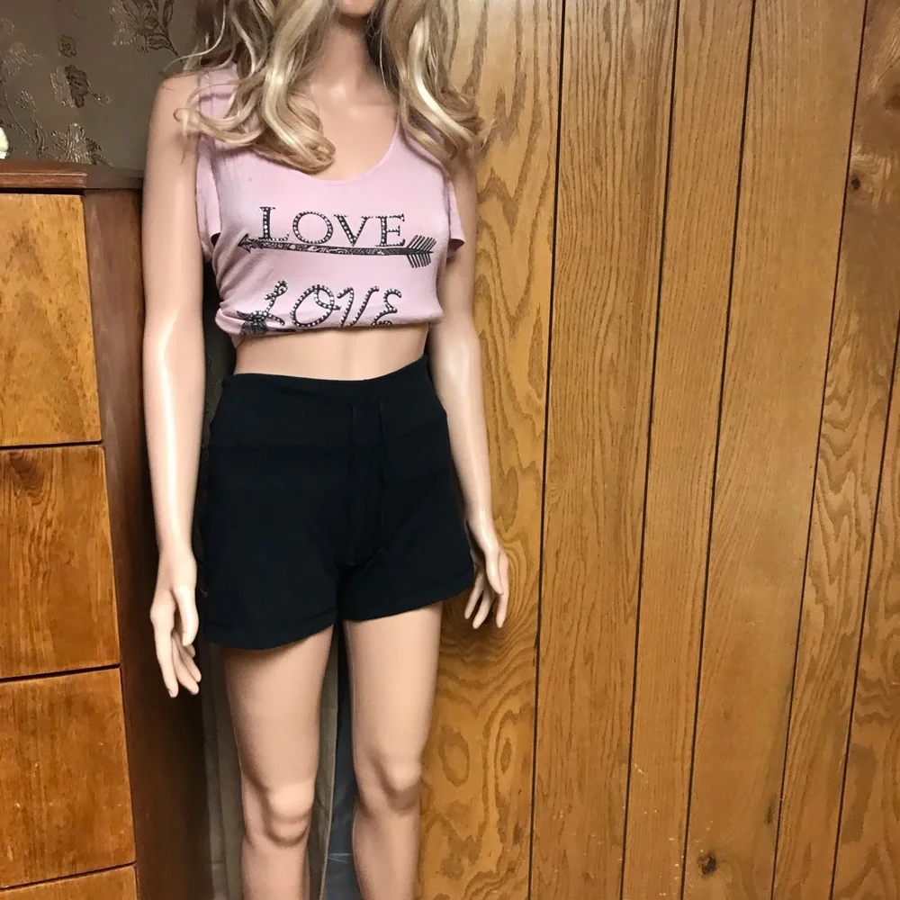 Lululemon Women"s Knock Out Short Black Microstripe Yoga- Size None - Picture 7 of 16